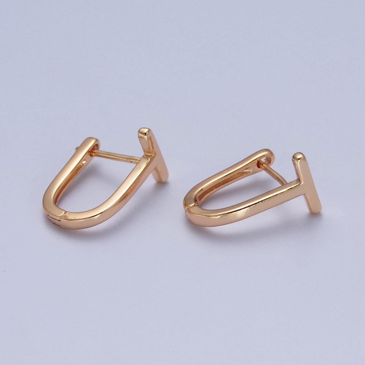 14K Gold Filled 15mm T-Shaped Geometric Oblong U-Shaped Hoop Earrings in Gold | AB440