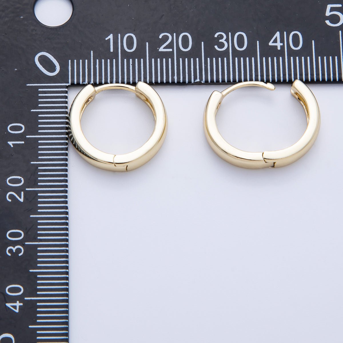 14K Gold Filled 16.6mm Minimalist Huggie | Earrings-00232