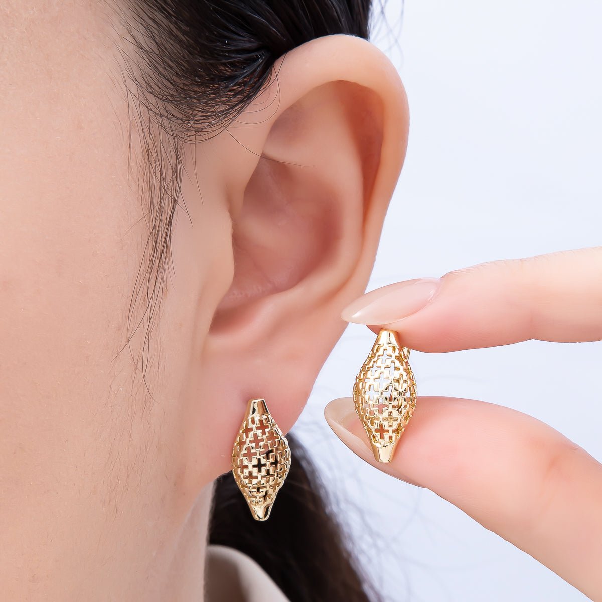 14K Gold Filled 19mm Cross Filigree Open English Lock Hoop Earrings | Earrings-00357