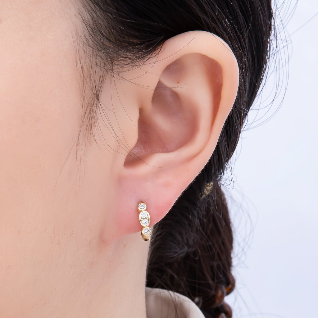 16K Gold Filled 13mm Round Oval CZ Bezel Cartilage Huggie Earrings | Earrings-00433