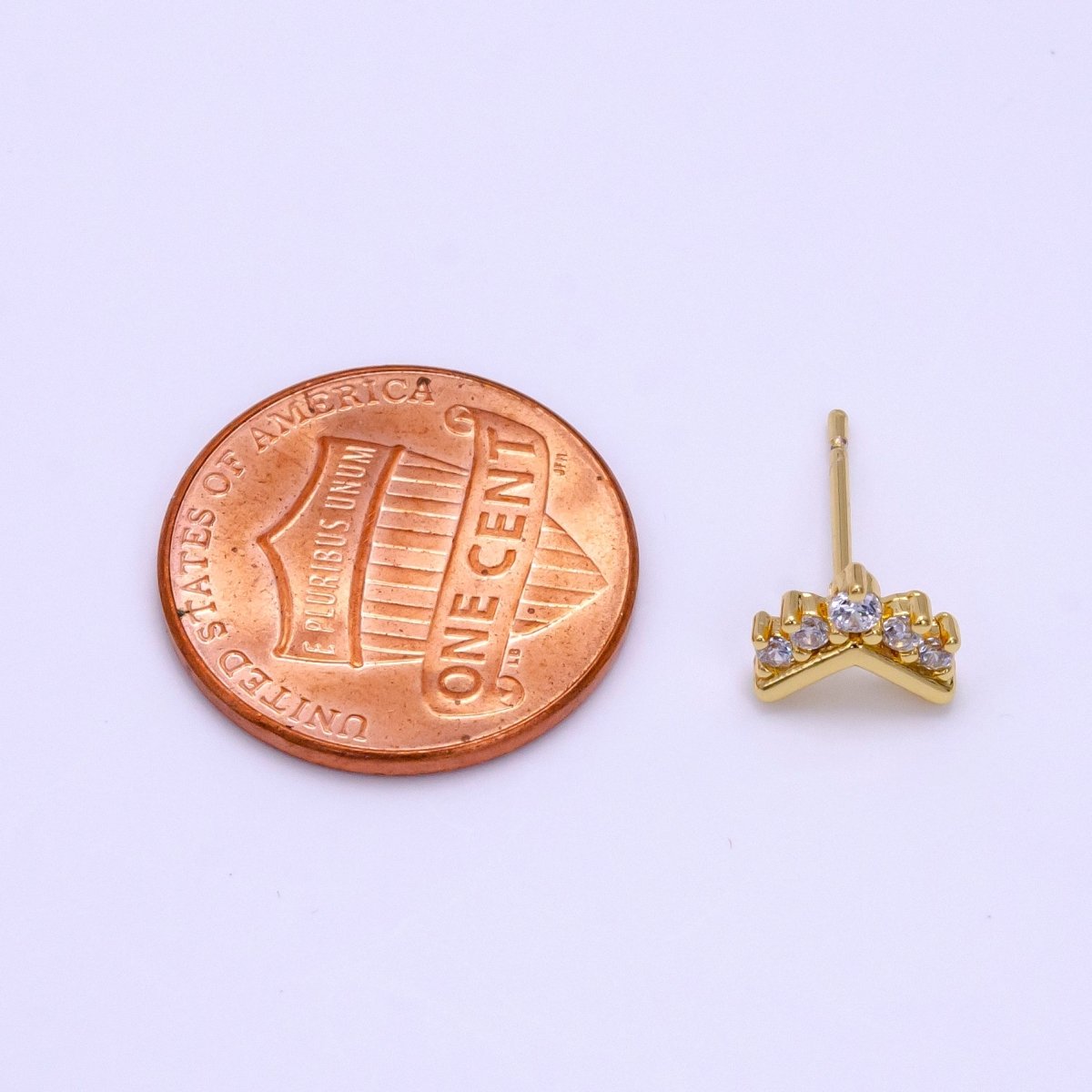 16K Gold Filled 6mm Clear CZ Geometric Arrow Stud Earrings | Clearance