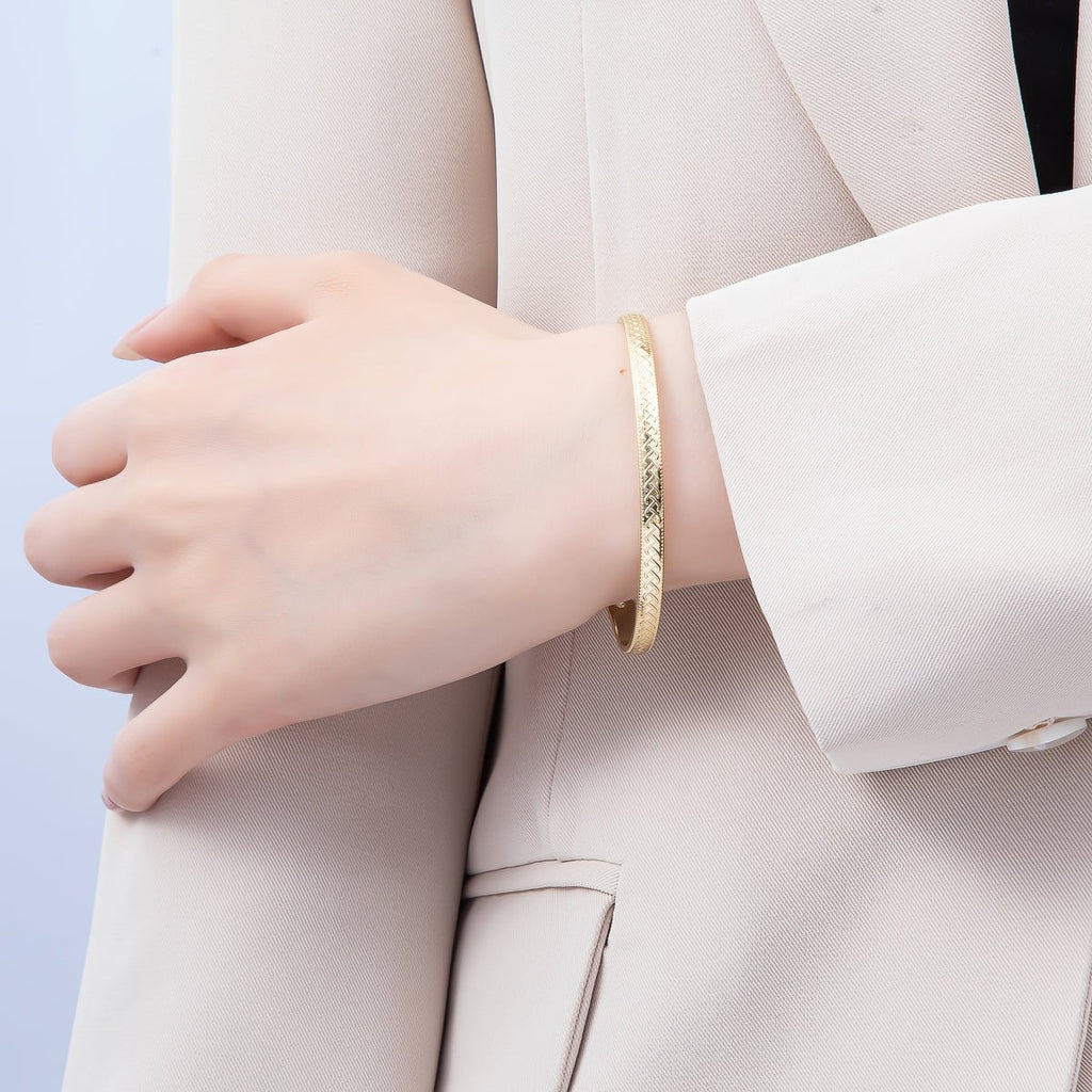 16K Gold Filled Geometric Lined Dotted Half Cuff Bracelet Finding for Bangle Supply | WA-04448