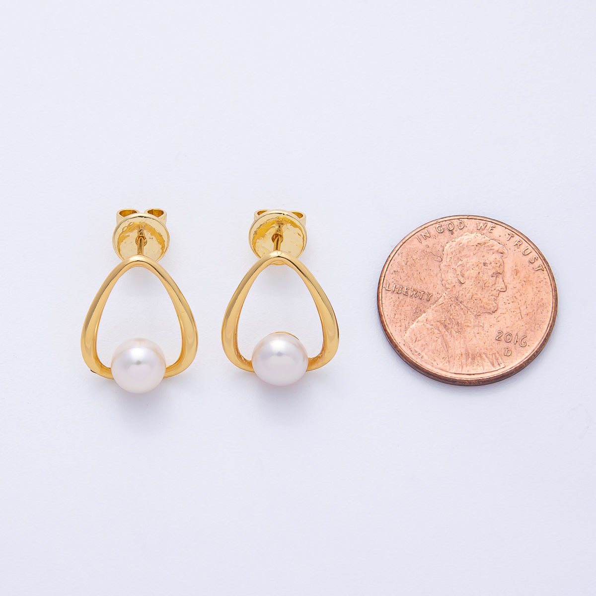18K Gold Filled 17mm Shell Pearl Open Teardrop Stud Earrings | Q075