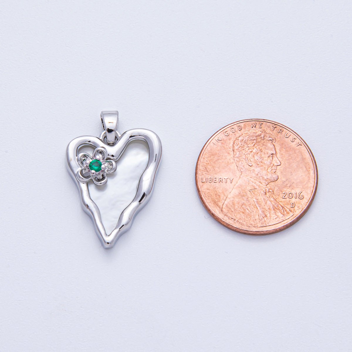 18K Gold Filled 20mm Green CZ Flower Shell Pearl Molten Heart Pendant in Gold & Silver | AF1204