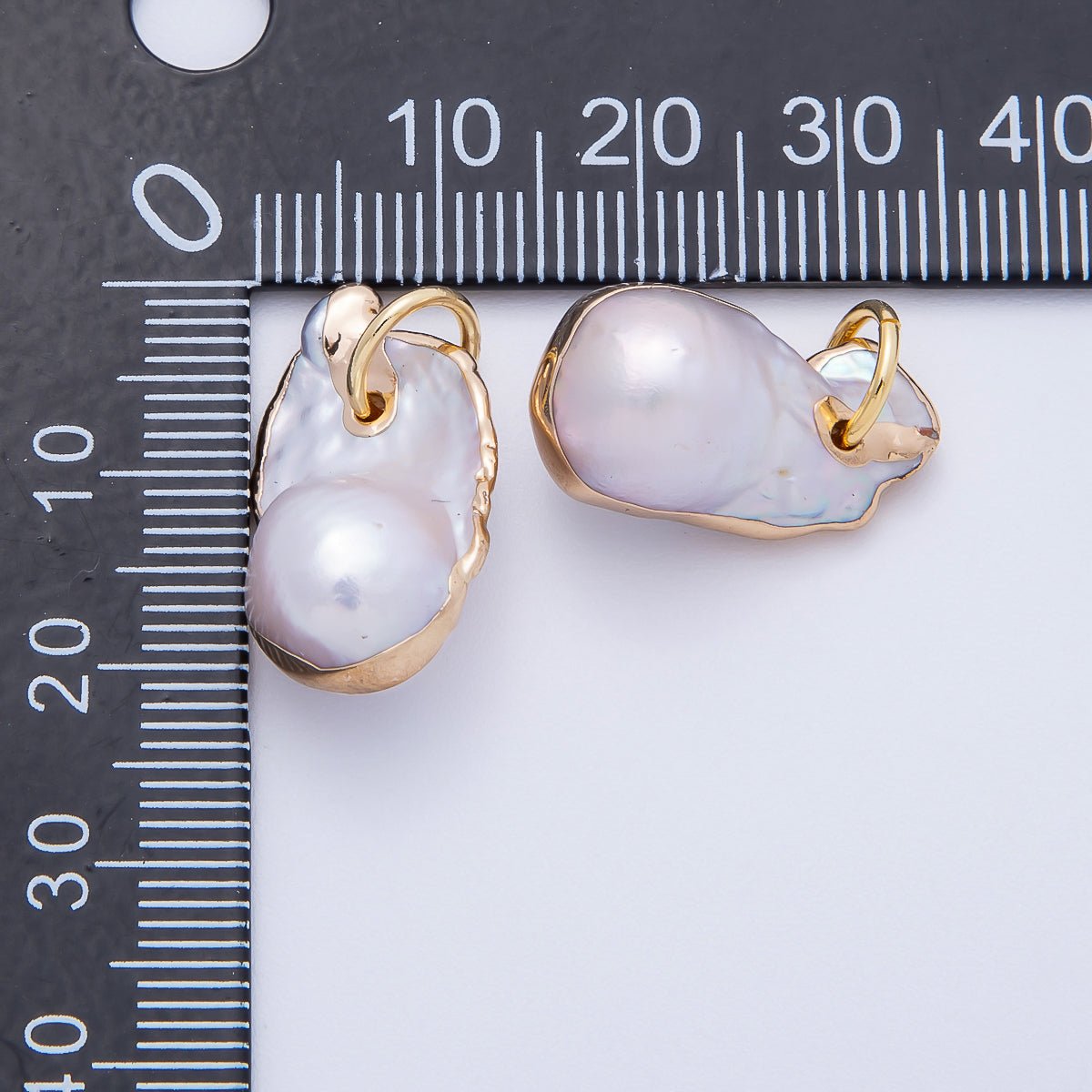 18K Gold Filled 21mm Baroque Freshwater Pearl Round Charm | Charms-00640