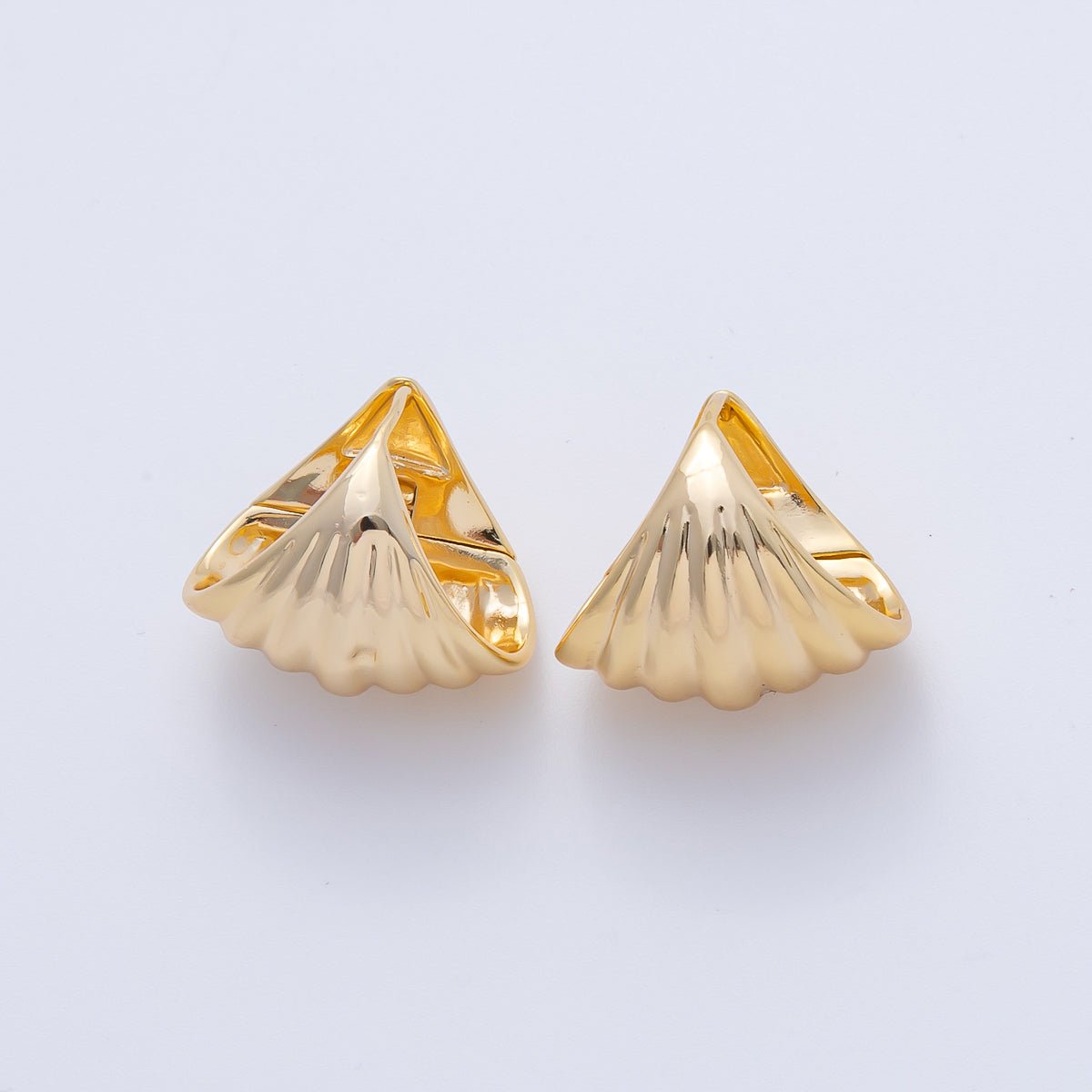 18K Gold Filled 21mm Croissant Triangle Cartilage Huggie Earrings | AE-00626