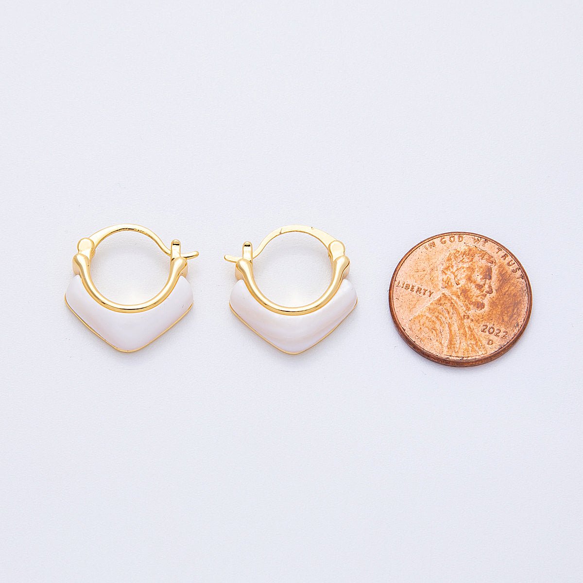 18K Gold Filled 18mm Cream White Enamel V Rhombus Latch Hoop Earrings | Earrings-00297
