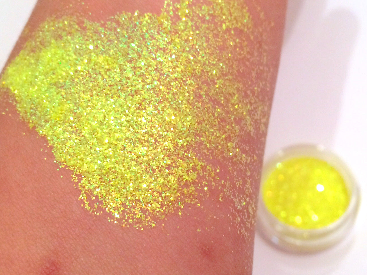 ELECTRA SUNSHINE *UV* Iridescent Glamdoll Glitter