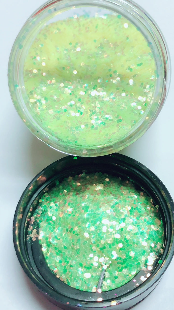 ELECTRIC LIME! *UV* Chunky Iridescent Glamdoll Glitter