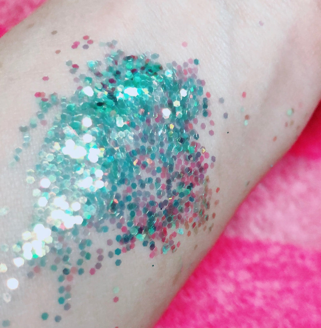 Electric Lily Chunky Iridescent Glamdoll Glitter