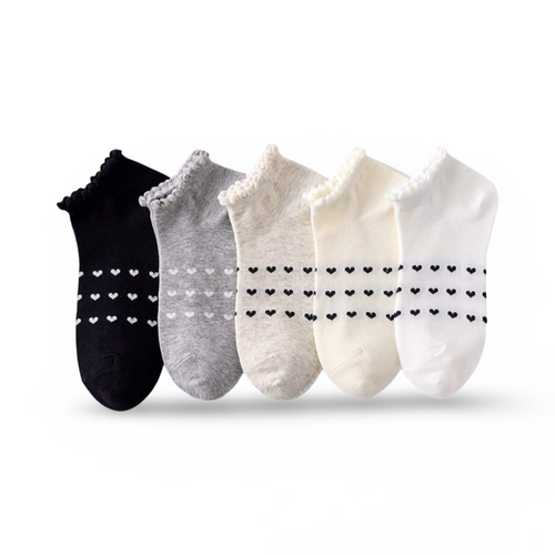 Adorable 5 Pair Heart Socks