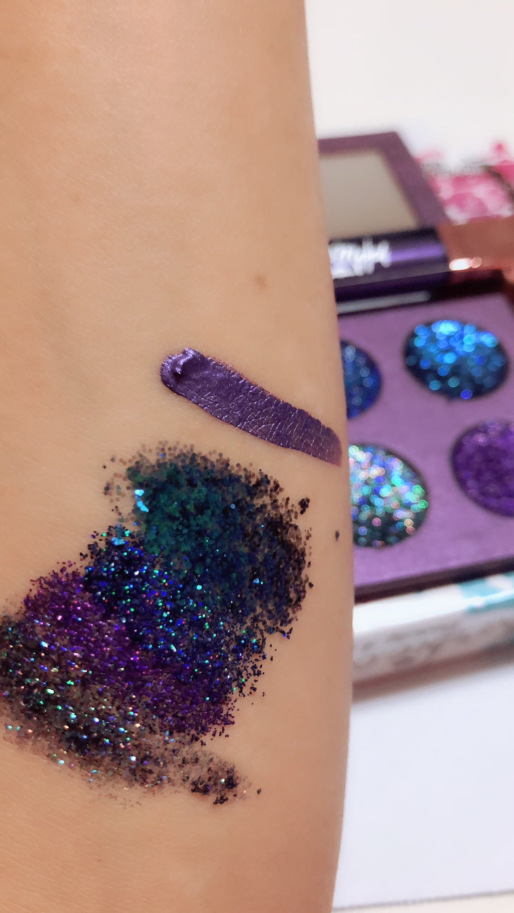 URSULA'S NITEMARE METALLIC Pressed Glitter Quad
