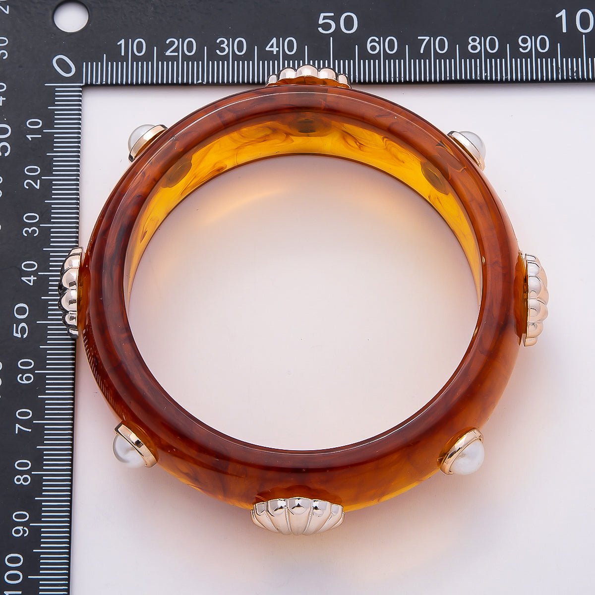 Clam Shell Pearl Brown Tortoiseshell Acrylic Resin Bangle Bracelet | WA-04441