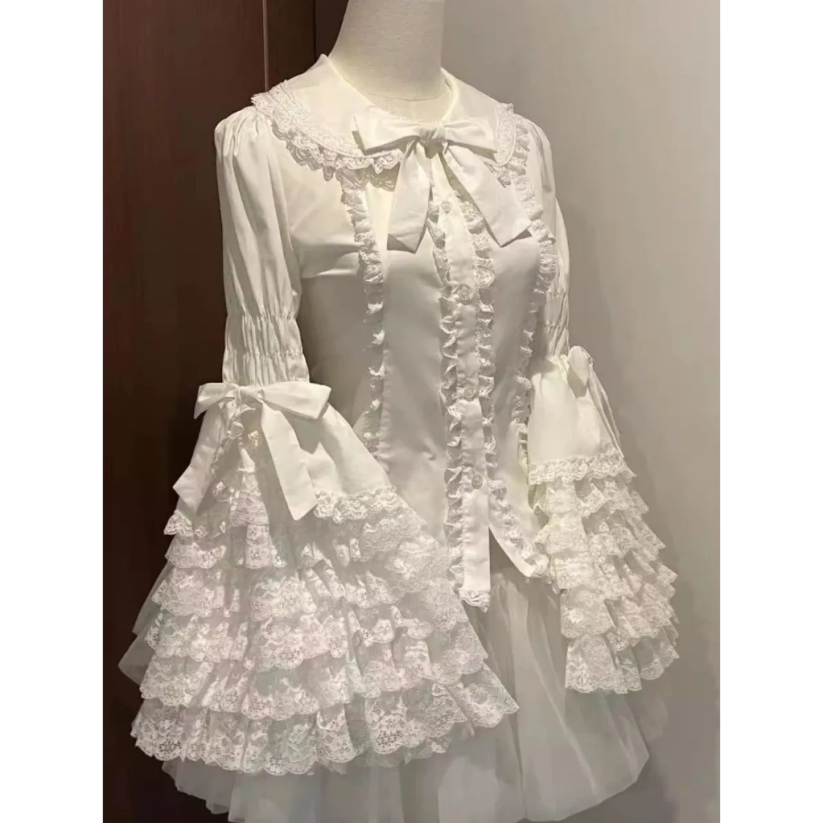 Kawaii Flare Sleeve Bow Blouse