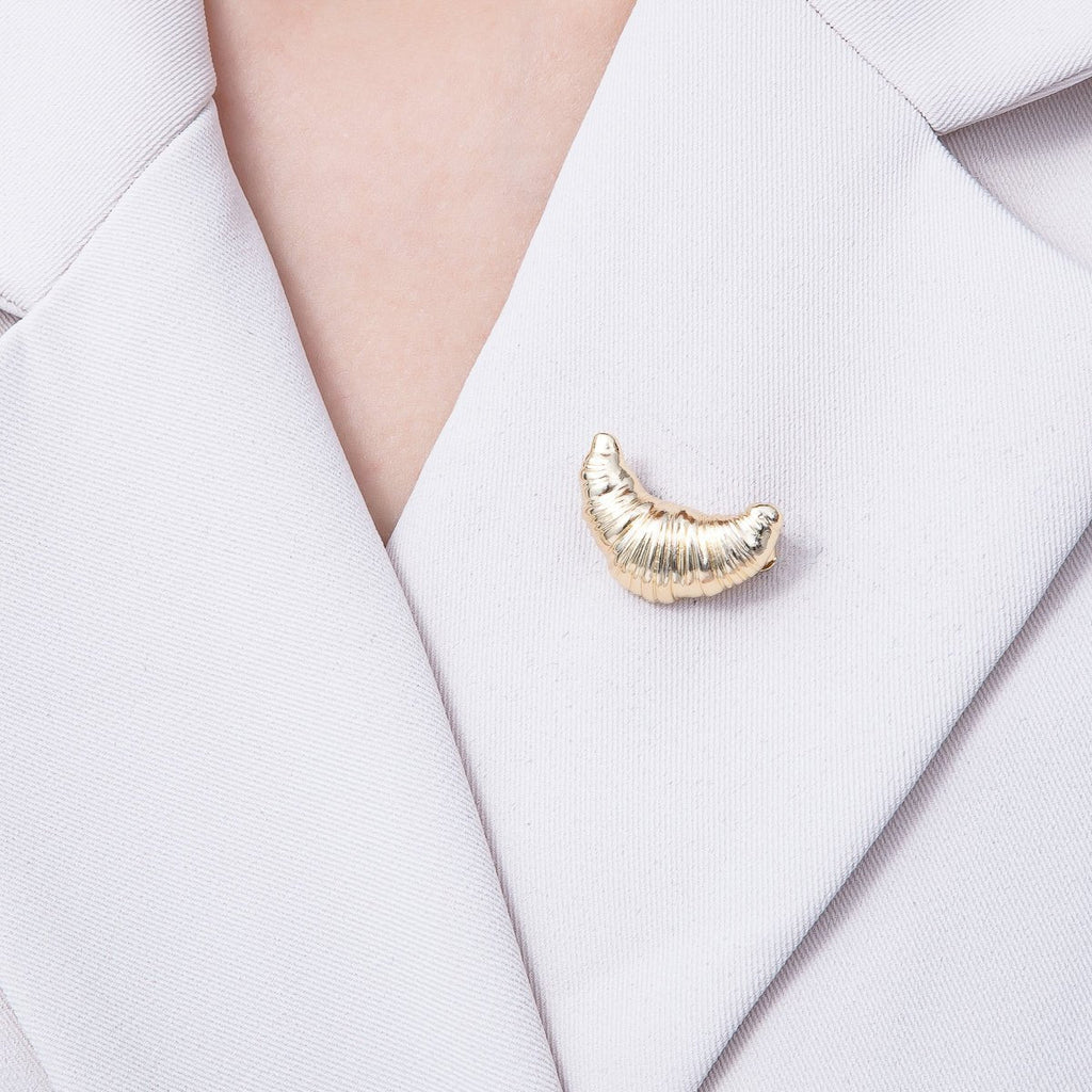 Gold Minimalist 24mm x 15mm Croissant Pastry Pin Brooch | BH-044