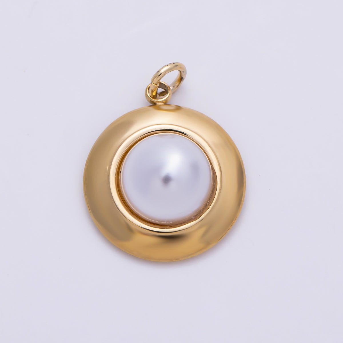 PVD Gold Stainless Steel 20mm Shell Pearl Bezel Round Charm | Charms-01438