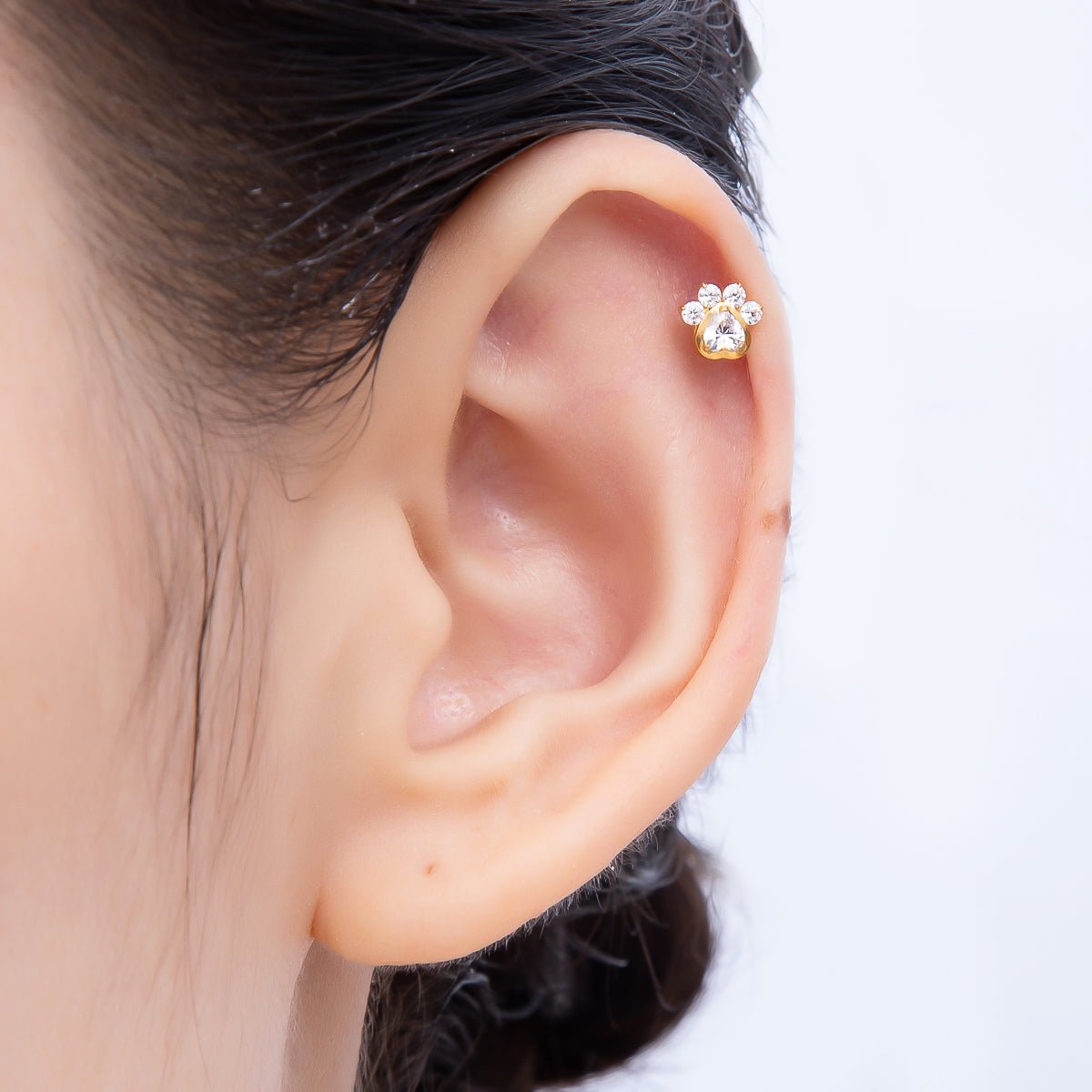 Titanium 5.5mm Clear CZ Pawprint Cartilage Piercing Flat Back Stud in Gold & Silver | BJ-00186 BJ-00187