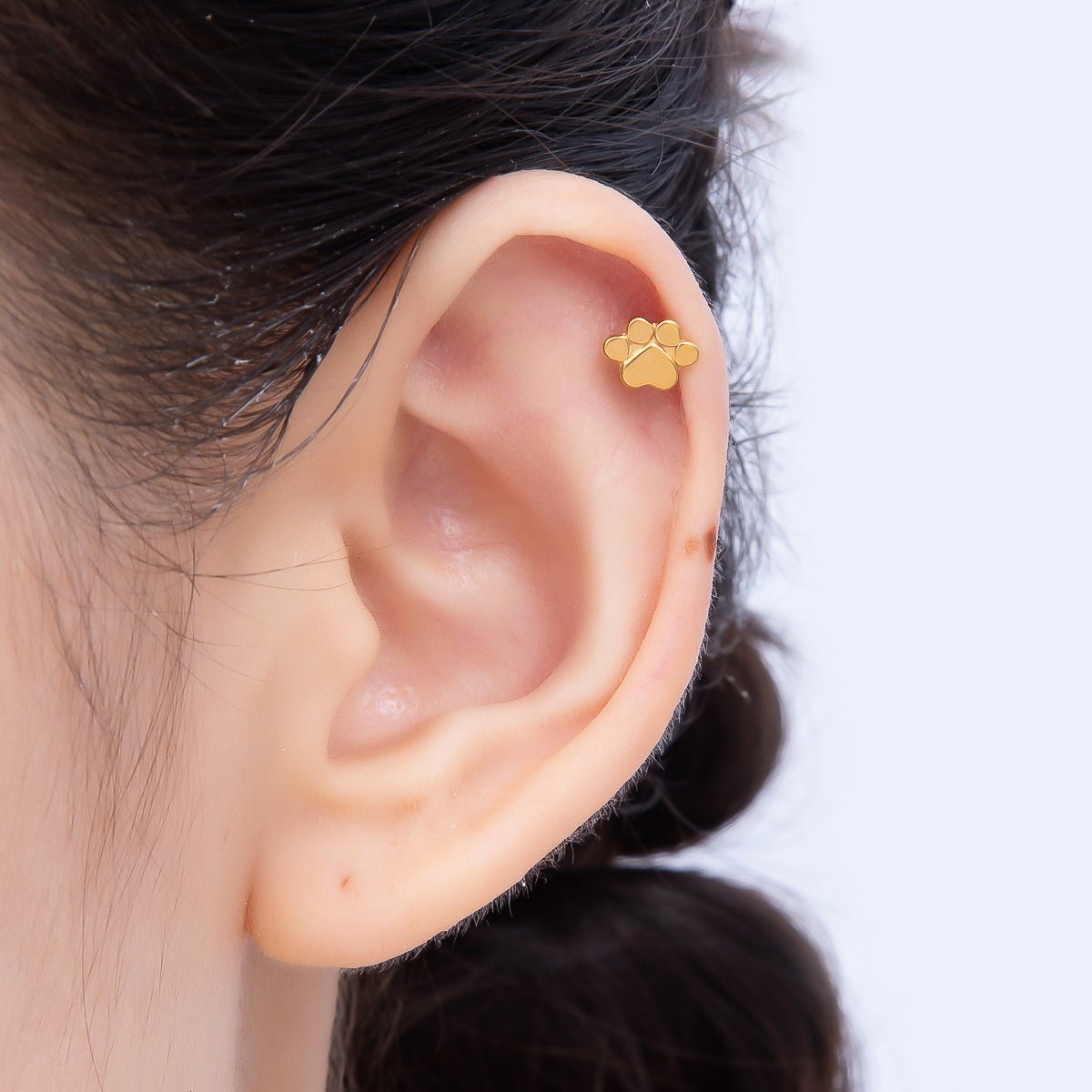 Titanium 8mm Paw Print Minimalist Cartilage Piercing Flat Back Stud in Gold & Silver | BJ-00098 BJ-00099