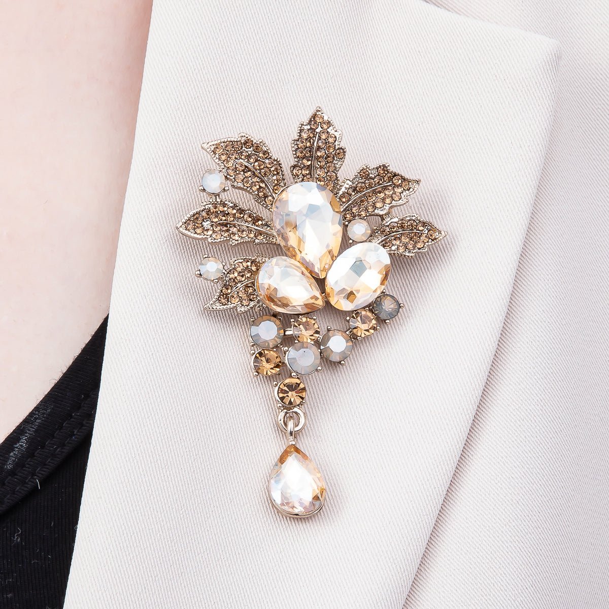 Vintage Gold 79.5mm x 50mm Green, Blue, Peach Rhinestone Flower Pin Brooch | BH-147 BH-148